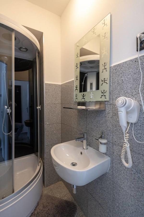 Residence Alabastr 布拉格 外观 照片